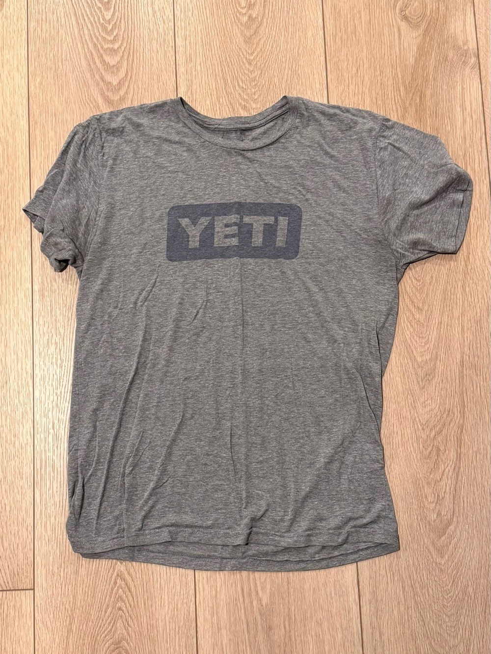 Yeti Men's Heather Gray Logo Short Sleeve Tee